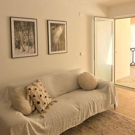 Accommodation In Sesimbra - Two Double Bedroom Extérieur photo