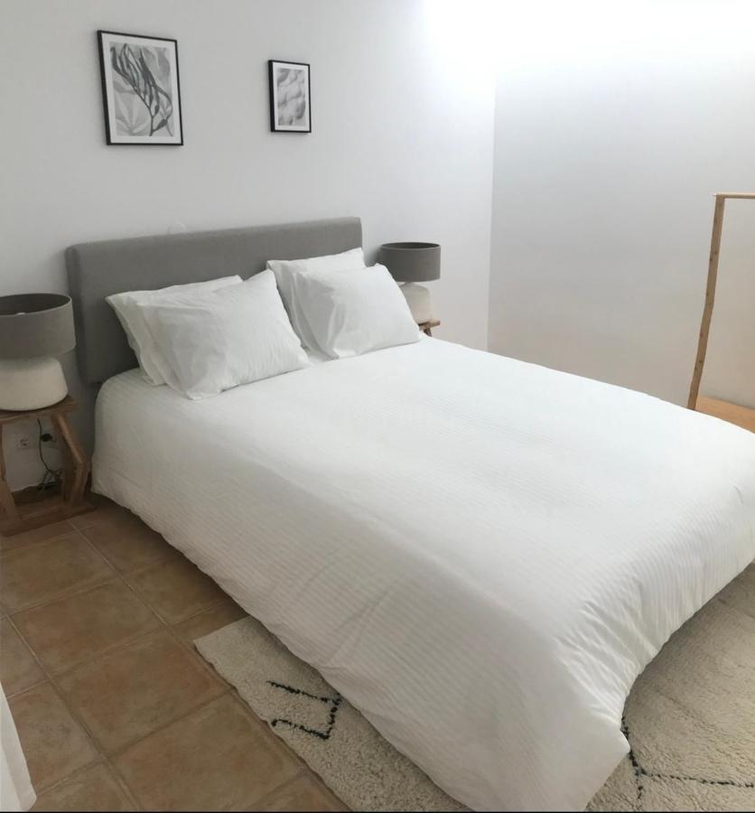 Accommodation In Sesimbra - Two Double Bedroom Extérieur photo